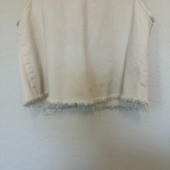 Aerie White Crop tank with frayed edged - Picture 4 of 5
